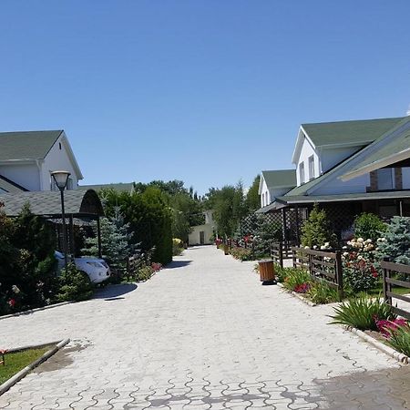 Kapriz Resort Bosteri Luaran gambar